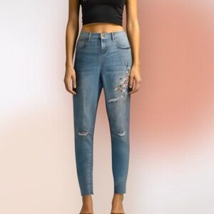 Fire Los Angeles Embroidered Distressed Skinny Leg High Rise Ankle Jeans Sz 6